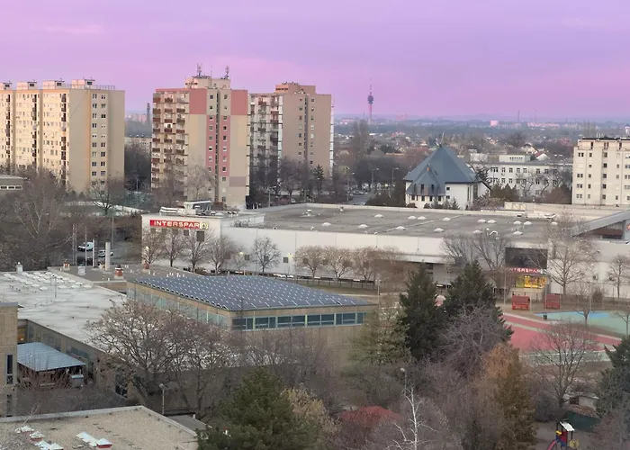 Panoramic 2br Home-free Parking-ac-top Floor Budapest