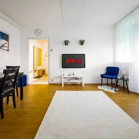 Panoramic 2br Home-free Parking-ac-top Floor Lägenhet